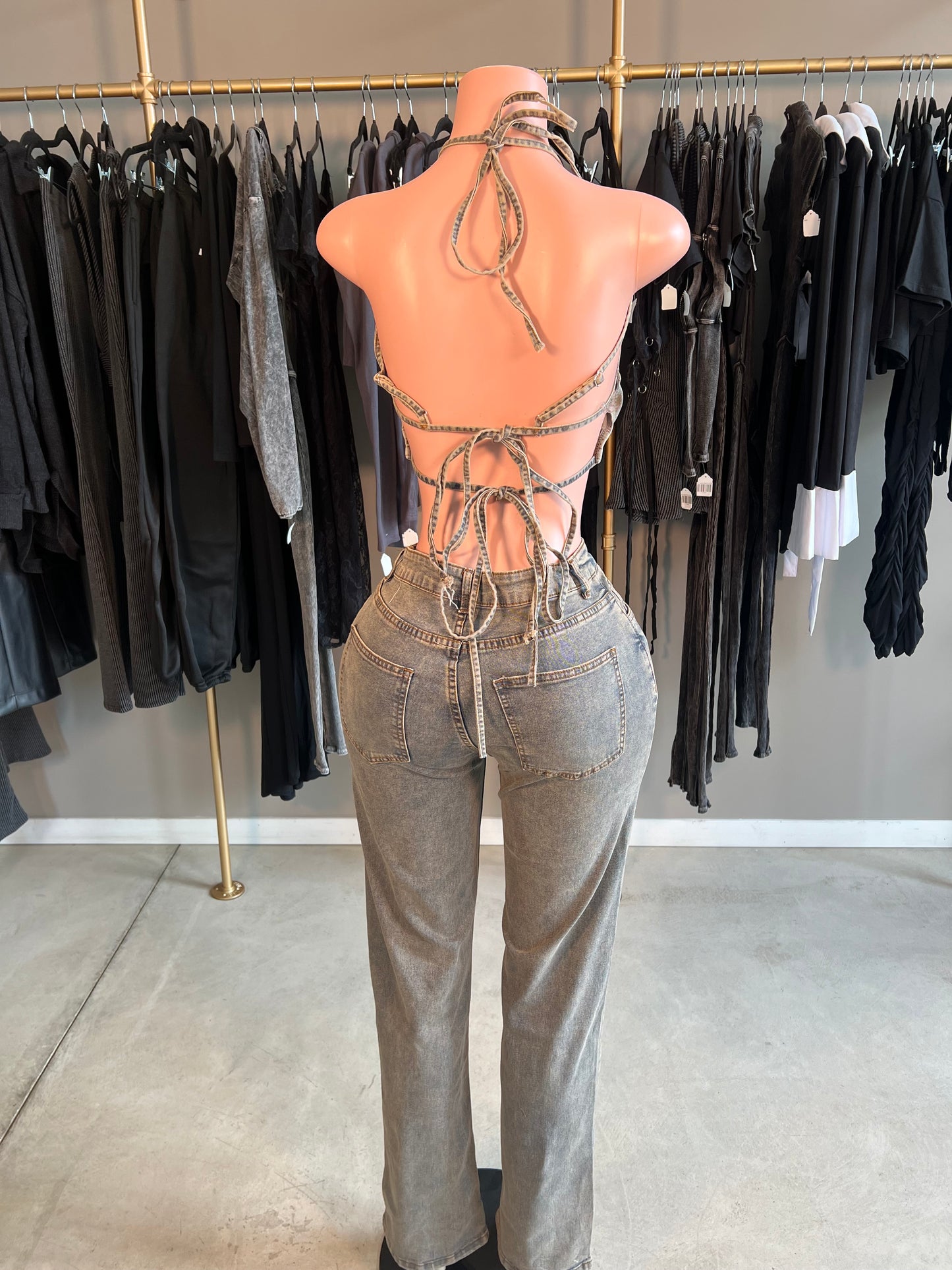 Adore me Jean 2pcs